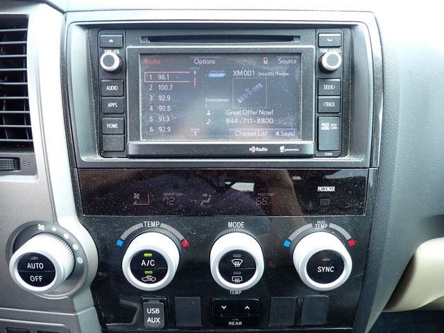 Used 2015 Toyota Sequoia SR5 AWD/4WD image 15