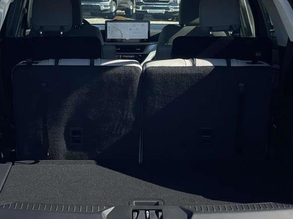 New 2026 Ford Explorer Active w/ Active Comfort Package RWD image 10