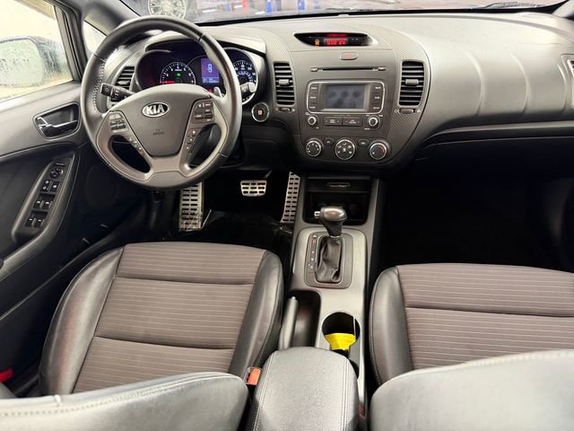 Used 2016 Kia Forte SX image 31