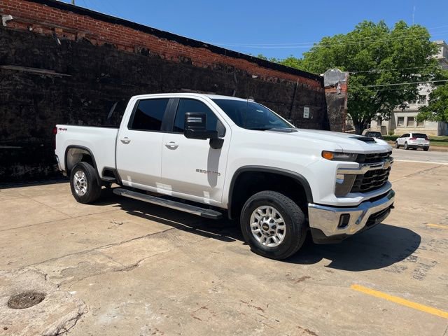 Used 2025 Chevrolet Silverado 2500 LT w/ Convenience Package AWD/4WD image 7