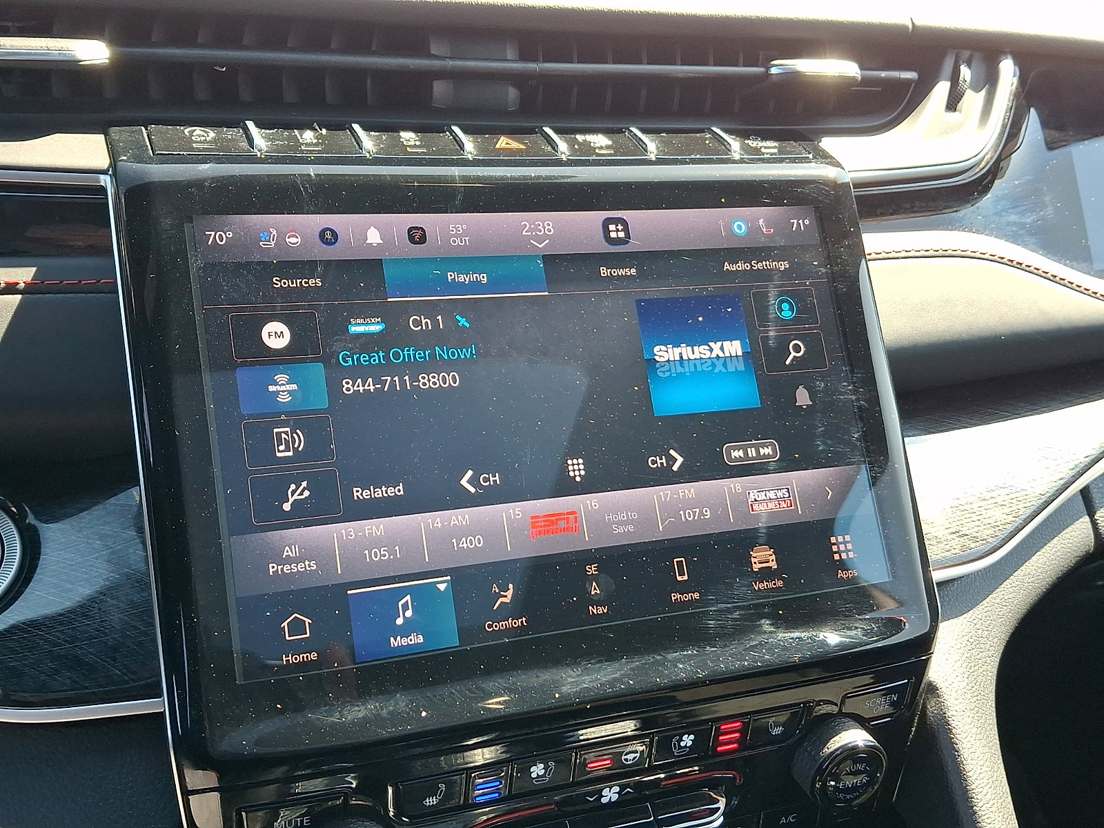 Certified 2022 Jeep Grand Cherokee Trailhawk w/ Luxury Tech Group III image 18