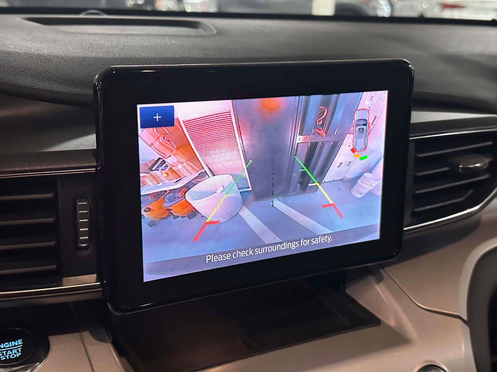 Used 2023 Ford Explorer XLT w/ Equipment Group 202A image 19