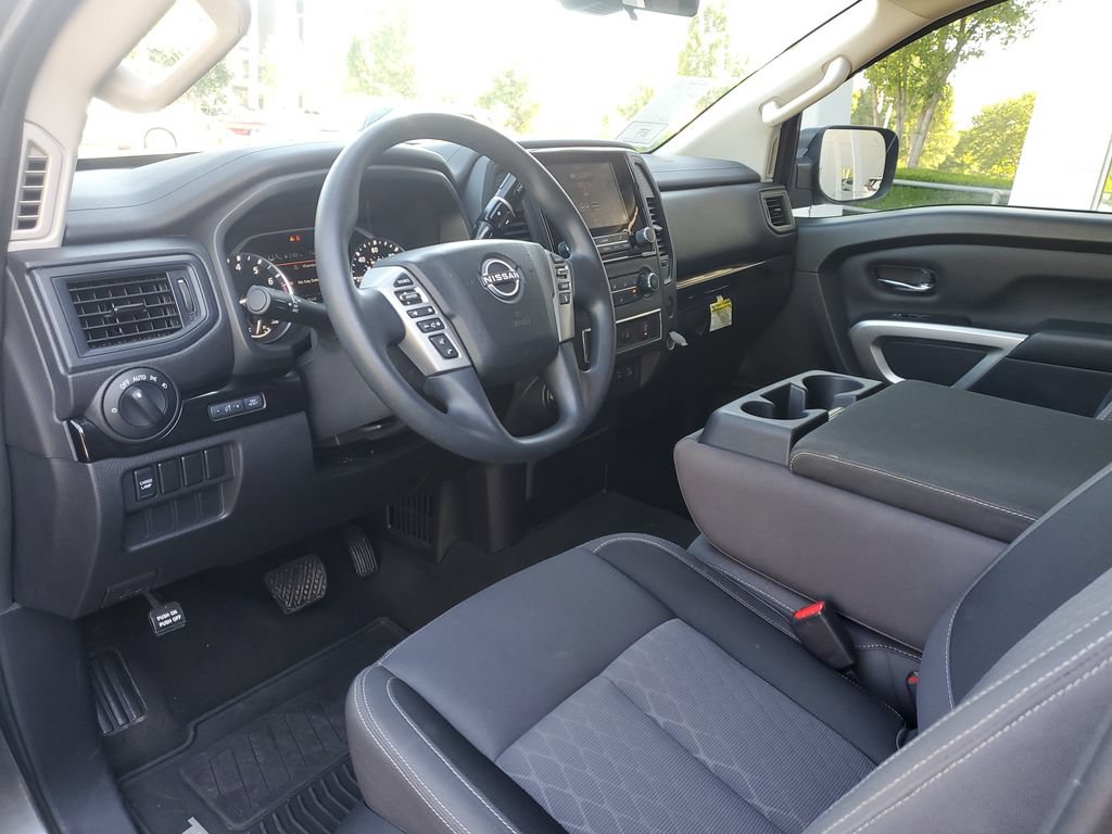 Certified 2024 Nissan Titan SV AWD/4WD image 19