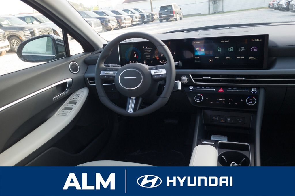 New 2026 Hyundai Sonata SEL FWD image 19