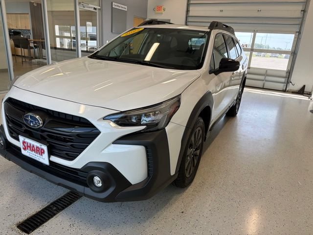 Used 2025 Subaru Outback Onyx Edition AWD/4WD image 5