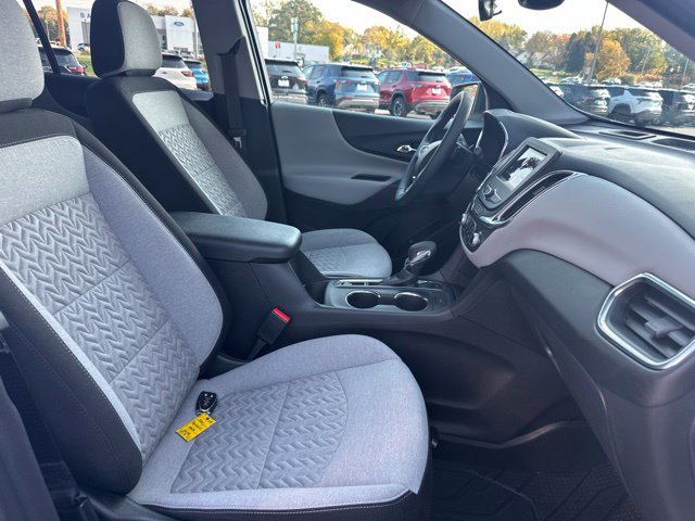 Used 2024 Chevrolet Equinox LT AWD/4WD image 14