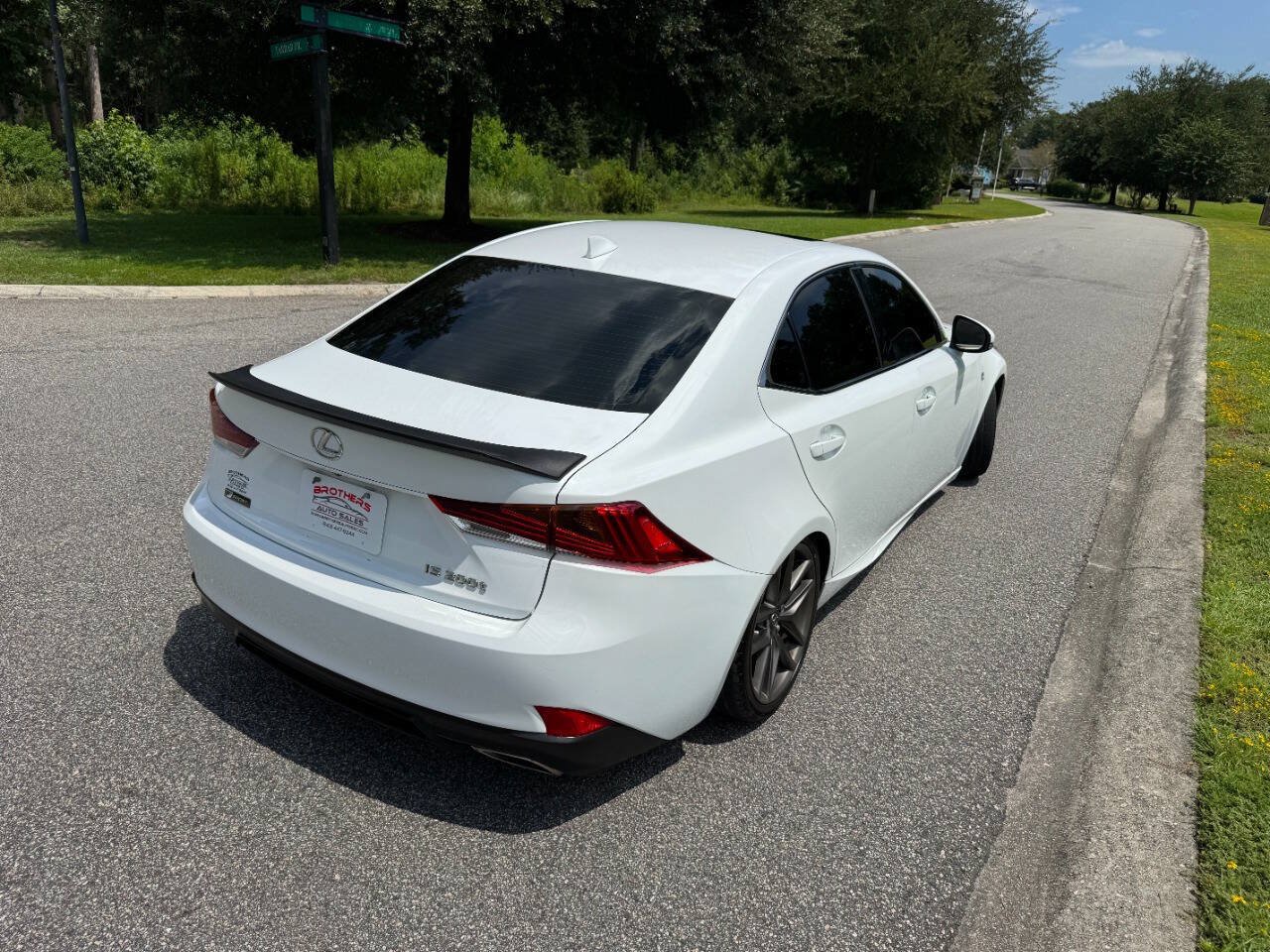 Used 2017 Lexus IS 200t F Sport w/ F Sport Package RWD image 6