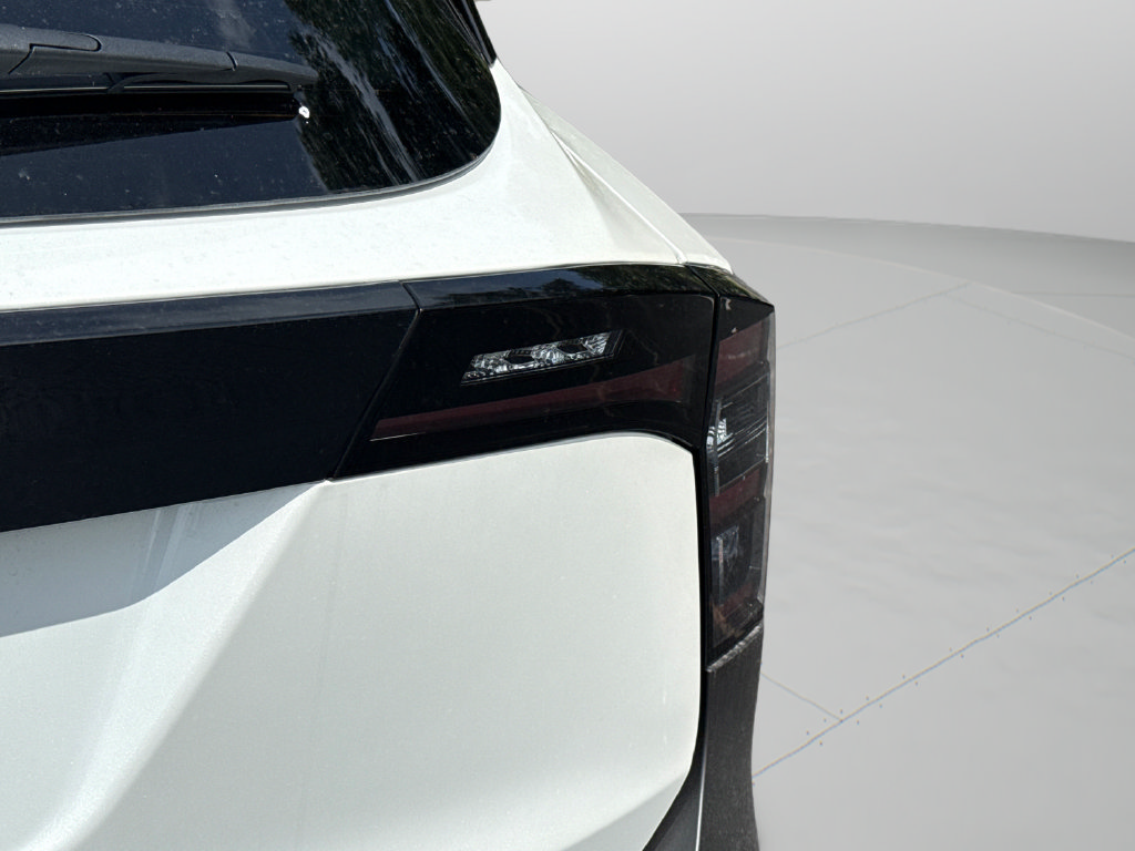 New 2026 Nissan Kicks SR AWD/4WD image 43