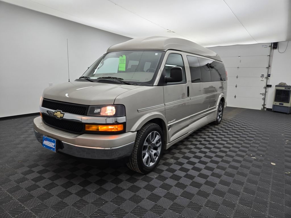 Used 2023 Chevrolet Express 2500 Extended image 13