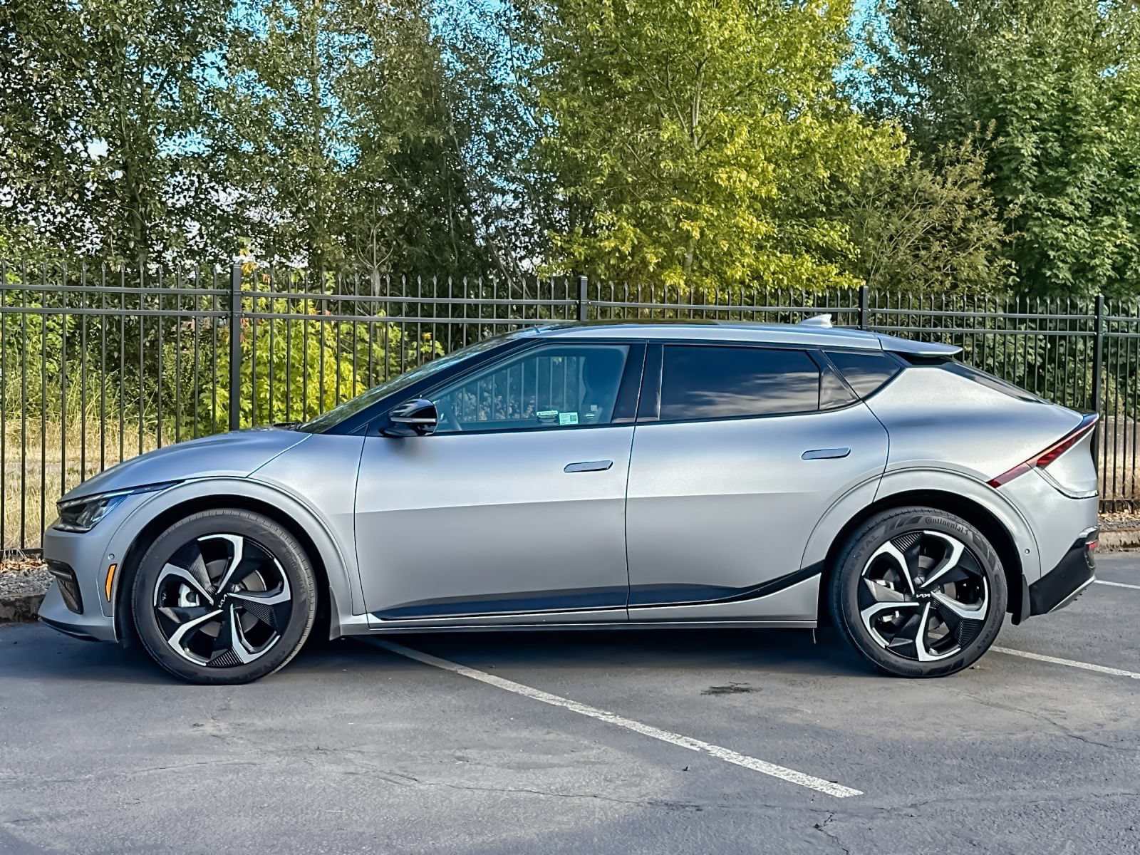 Used 2023 Kia EV6 GT-Line w/ GT-Line White Seat Package AWD/4WD image 6