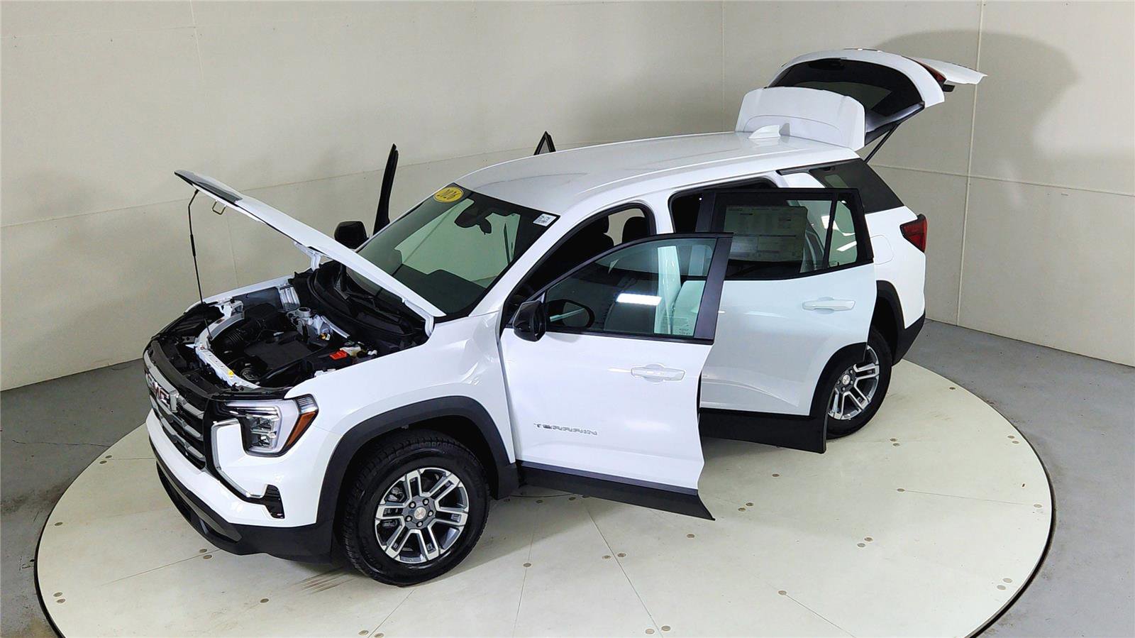 Used 2026 GMC Terrain Elevation image 25