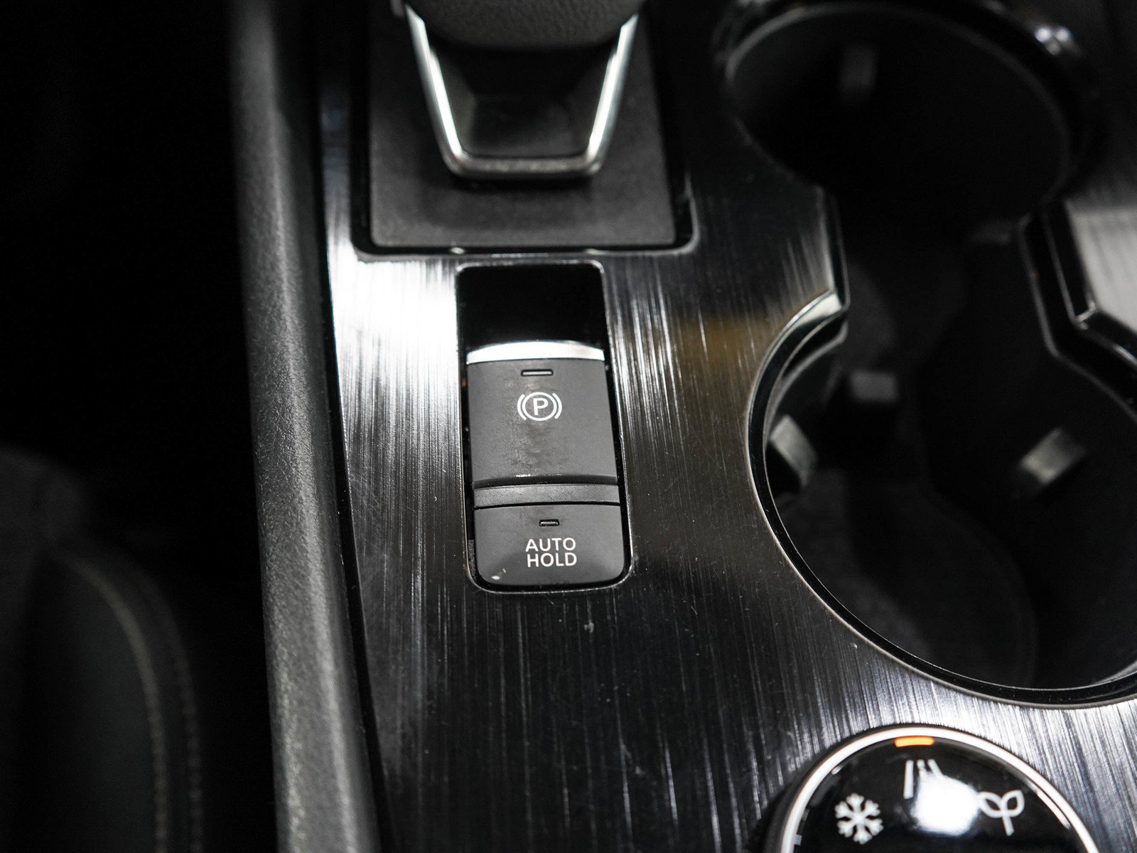 Used 2023 Nissan Rogue SV AWD/4WD image 24