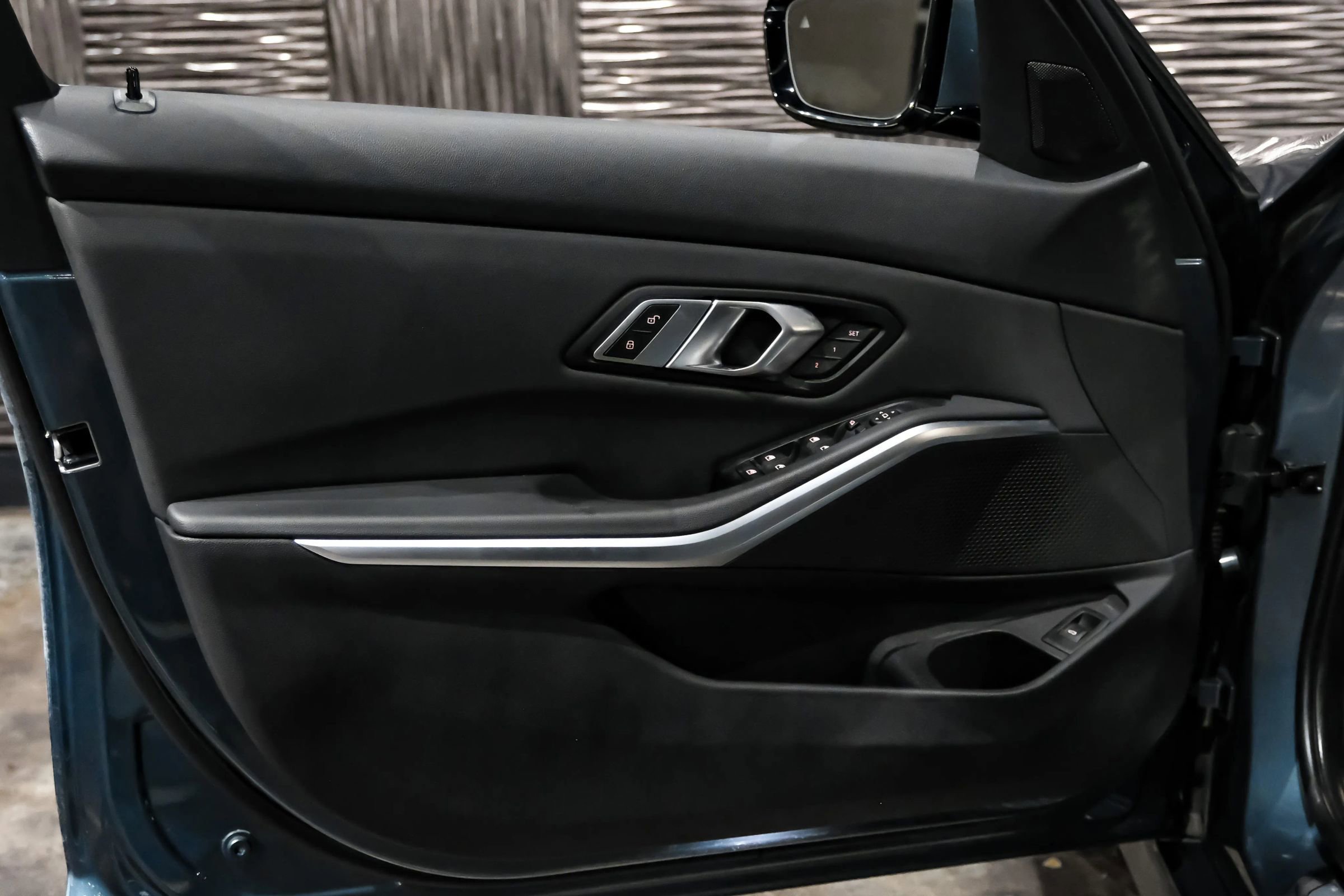 Used 2019 BMW 330i Sedan w/ Convenience Package image 38