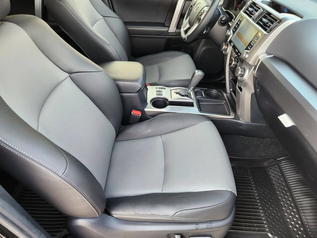 Used 2023 Toyota 4Runner SR5 Premium w/ Moonroof Package RWD image 13