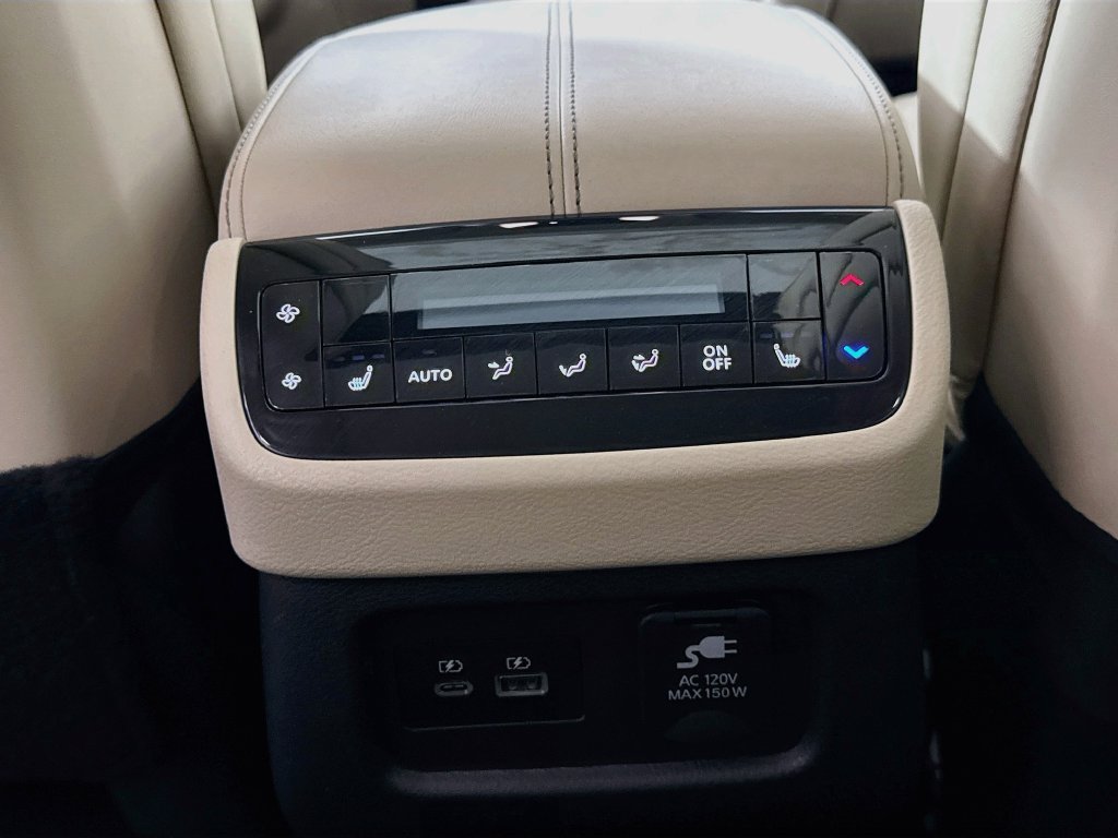 Certified 2024 INFINITI QX60 Sensory w/ Vision Package AWD/4WD image 34