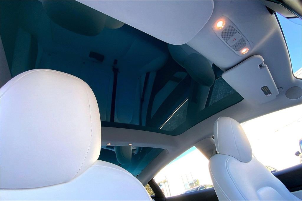 Used 2021 Tesla Model 3 Long Range image 14