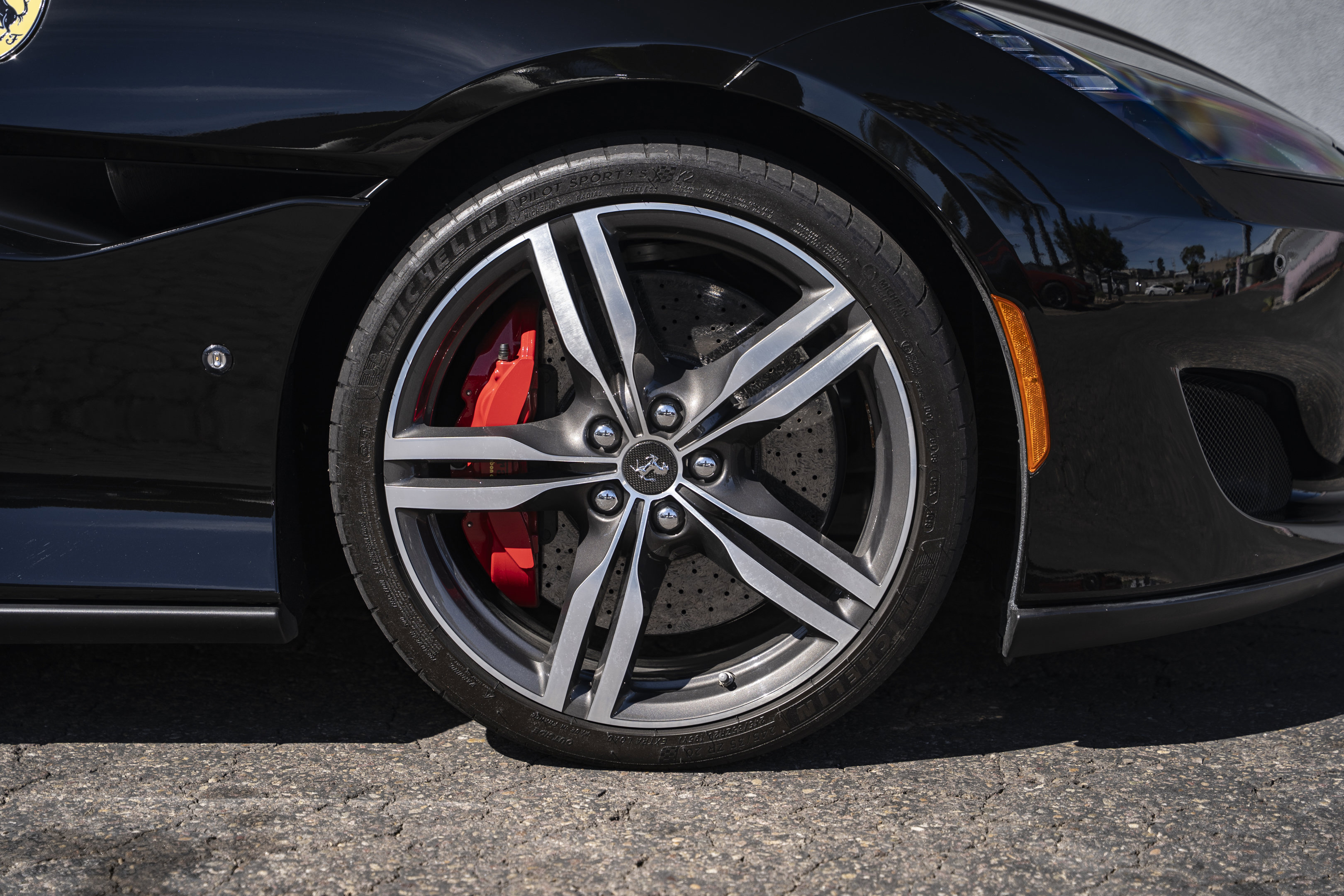 Certified 2019 Ferrari Portofino image 18