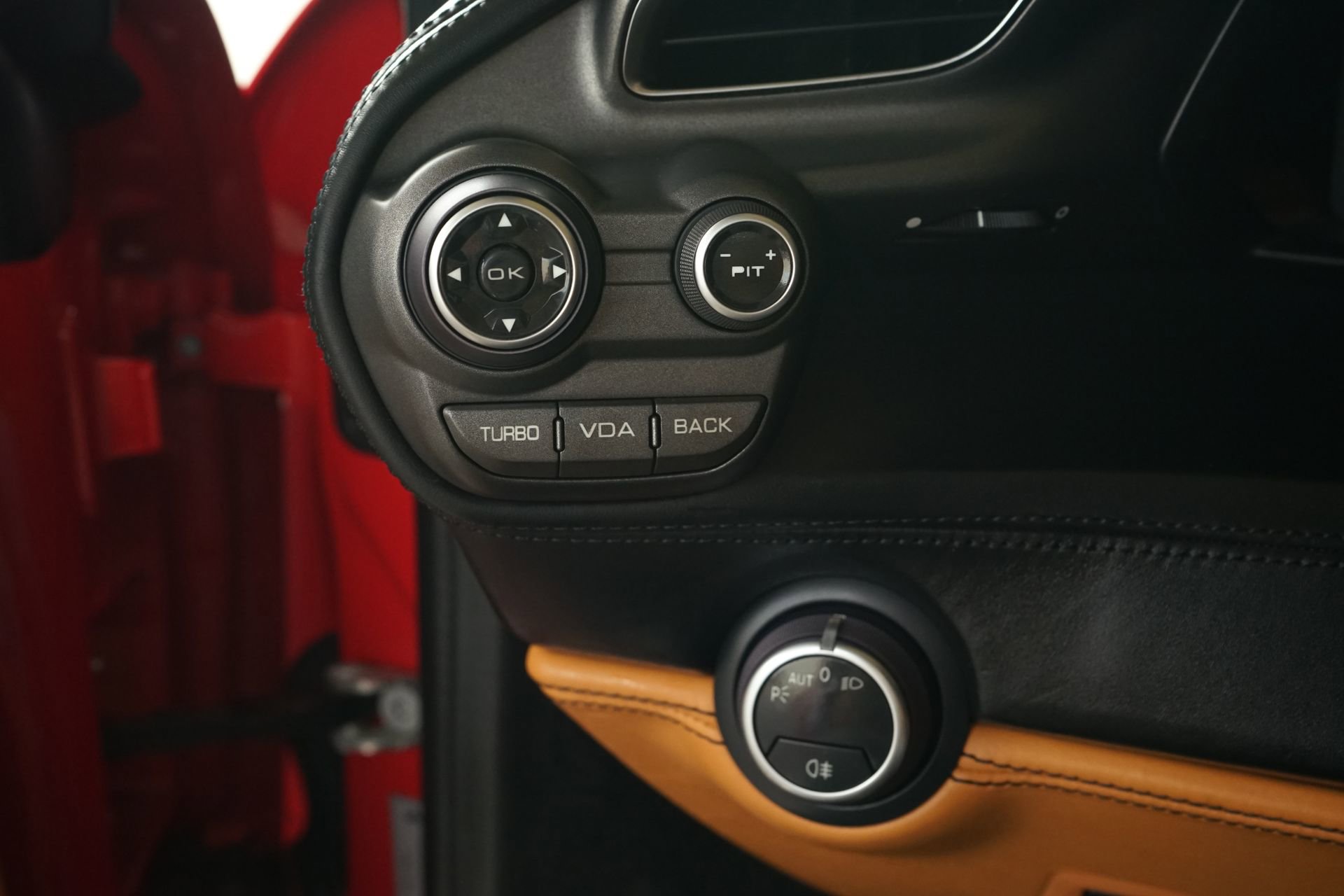 Used 2018 Ferrari 488 Spider RWD image 21