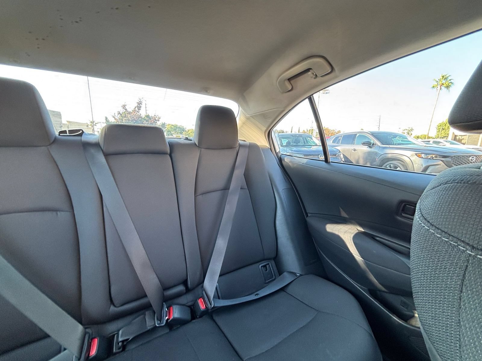 Used 2025 Toyota Corolla LE FWD image 34