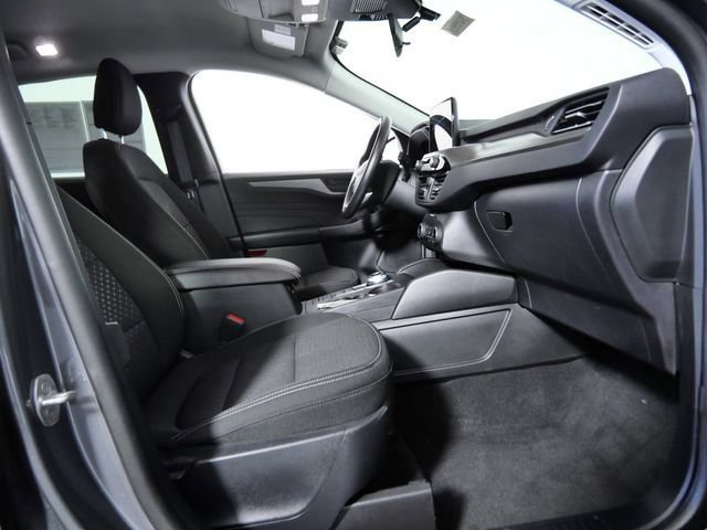 Certified 2025 Ford Escape Active AWD/4WD image 10