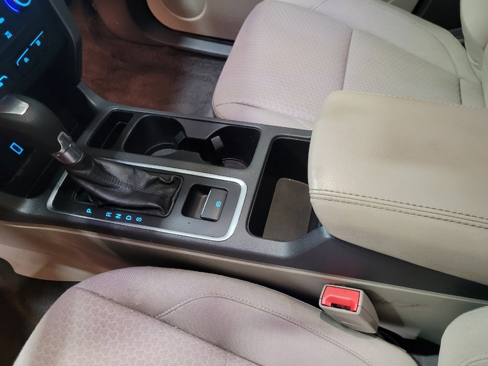 Used 2017 Ford Escape SE w/ Equipment Group 201A FWD image 26