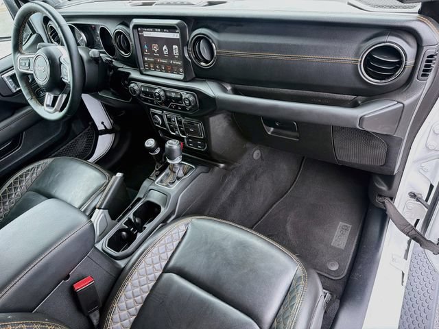 Used 2022 Jeep Wrangler Unlimited Sahara AWD/4WD image 32