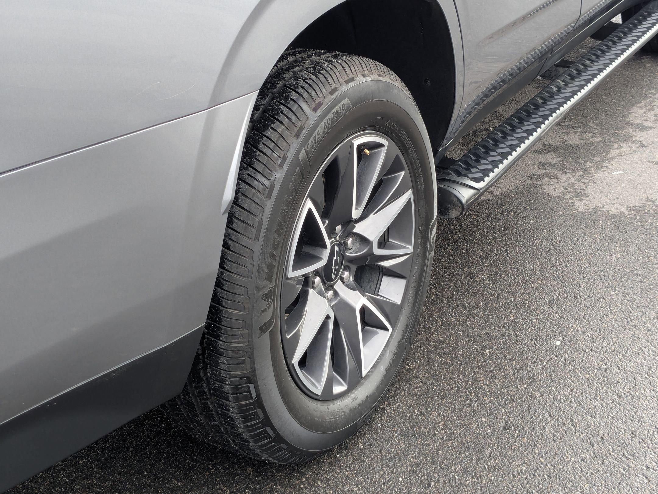 Used 2021 Chevrolet Tahoe Z71 w/ Rear Media and Nav Package image 13