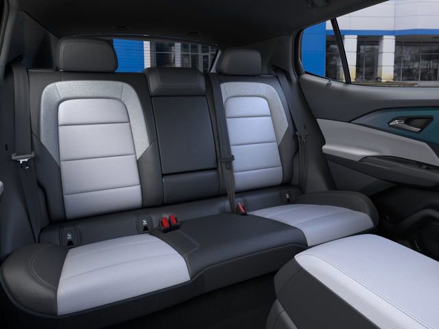 New 2026 Chevrolet Equinox EV LT image 18