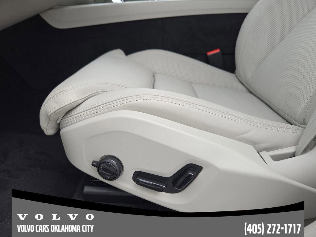 New 2026 Volvo XC60 T8 Ultra w/ Protection Package Premier image 23