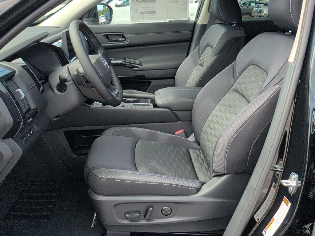 New 2026 Nissan Pathfinder SV FWD image 14