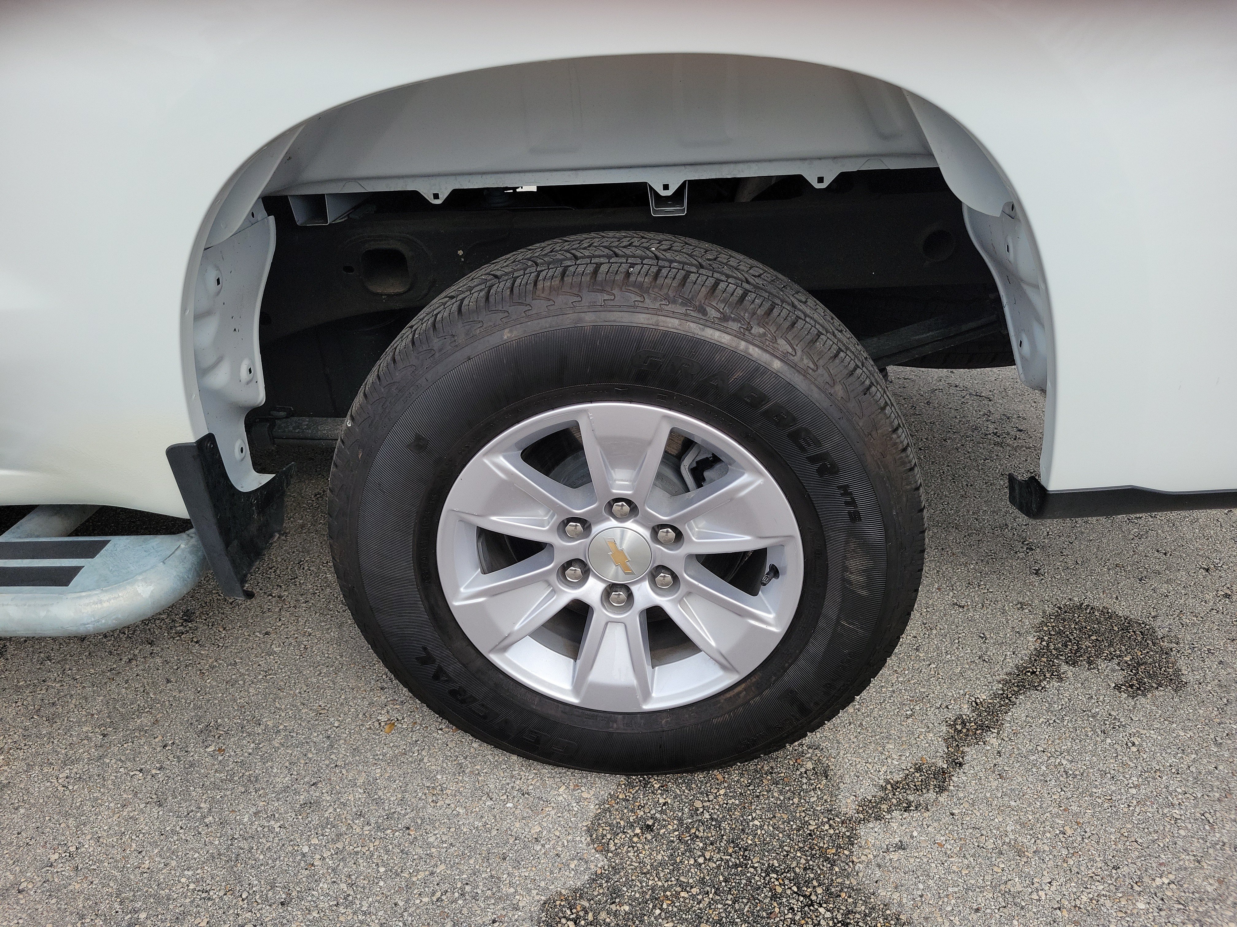 Used 2025 Chevrolet Silverado 1500 W/T RWD image 21