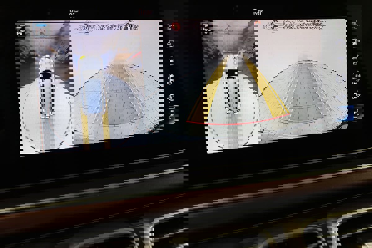 Used 2023 Mercedes-Benz Maybach GLS 600 4MATIC image 7