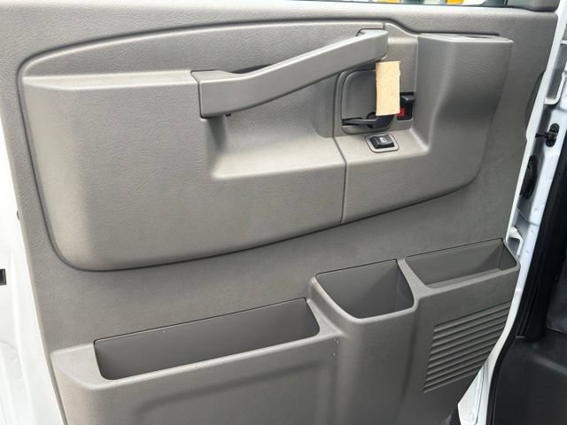 New 2026 Chevrolet Express 3500 w/ Power Convenience Package RWD image 24