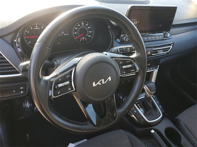 Certified 2023 Kia Seltos Nightfall Edition image 17