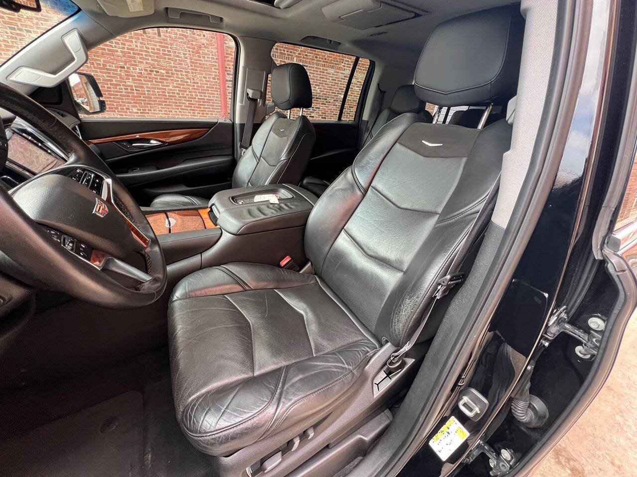 Used 2015 Cadillac Escalade ESV Premium image 35