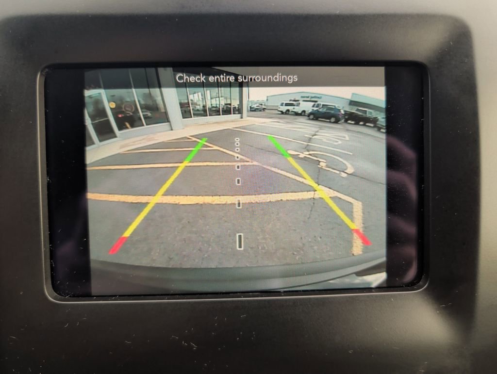 Used 2020 Jeep Cherokee Latitude Plus w/ Cold Weather Group image 14