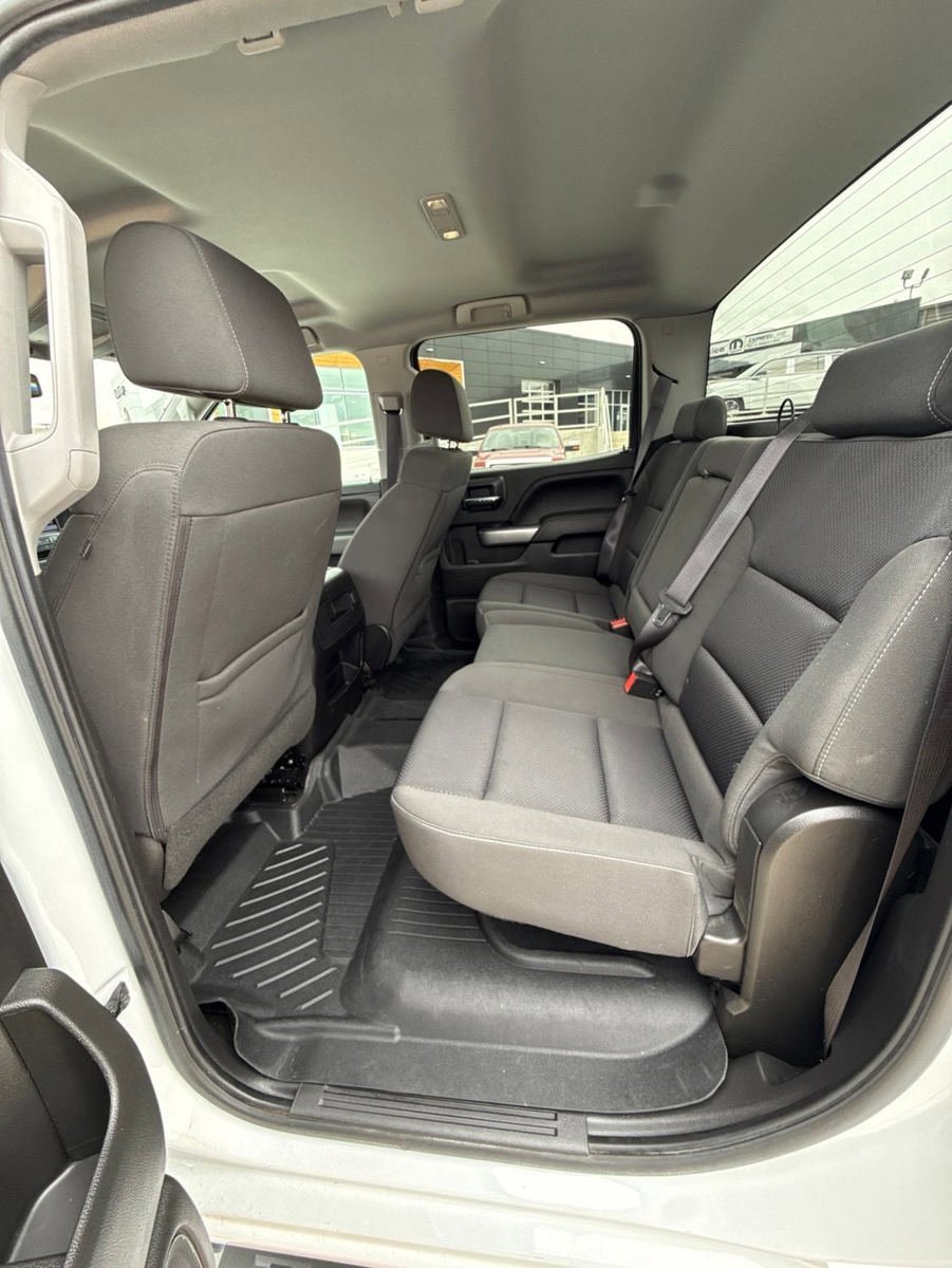 Used 2017 Chevrolet Silverado 1500 LT w/ All Star Edition AWD/4WD image 25