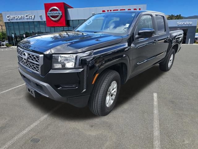 Used 2024 Nissan Frontier SV image 3