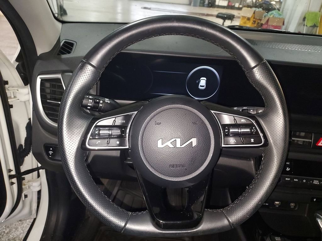 Used 2024 Kia Seltos SX image 20