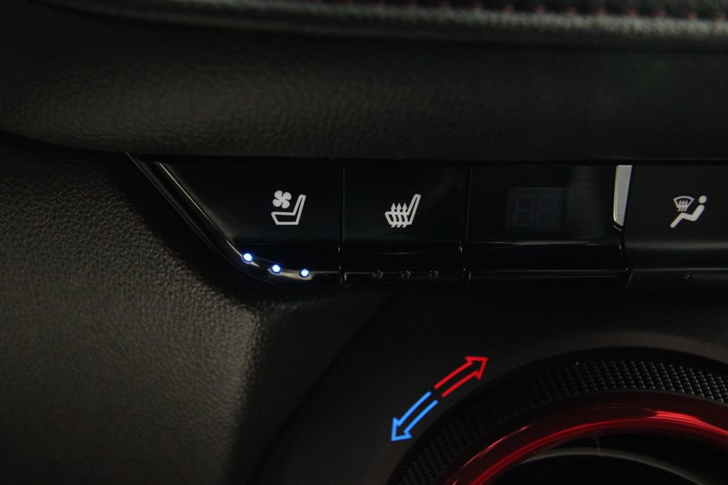 Used 2023 Chevrolet Blazer RS w/ Driver Confidence II Package image 30