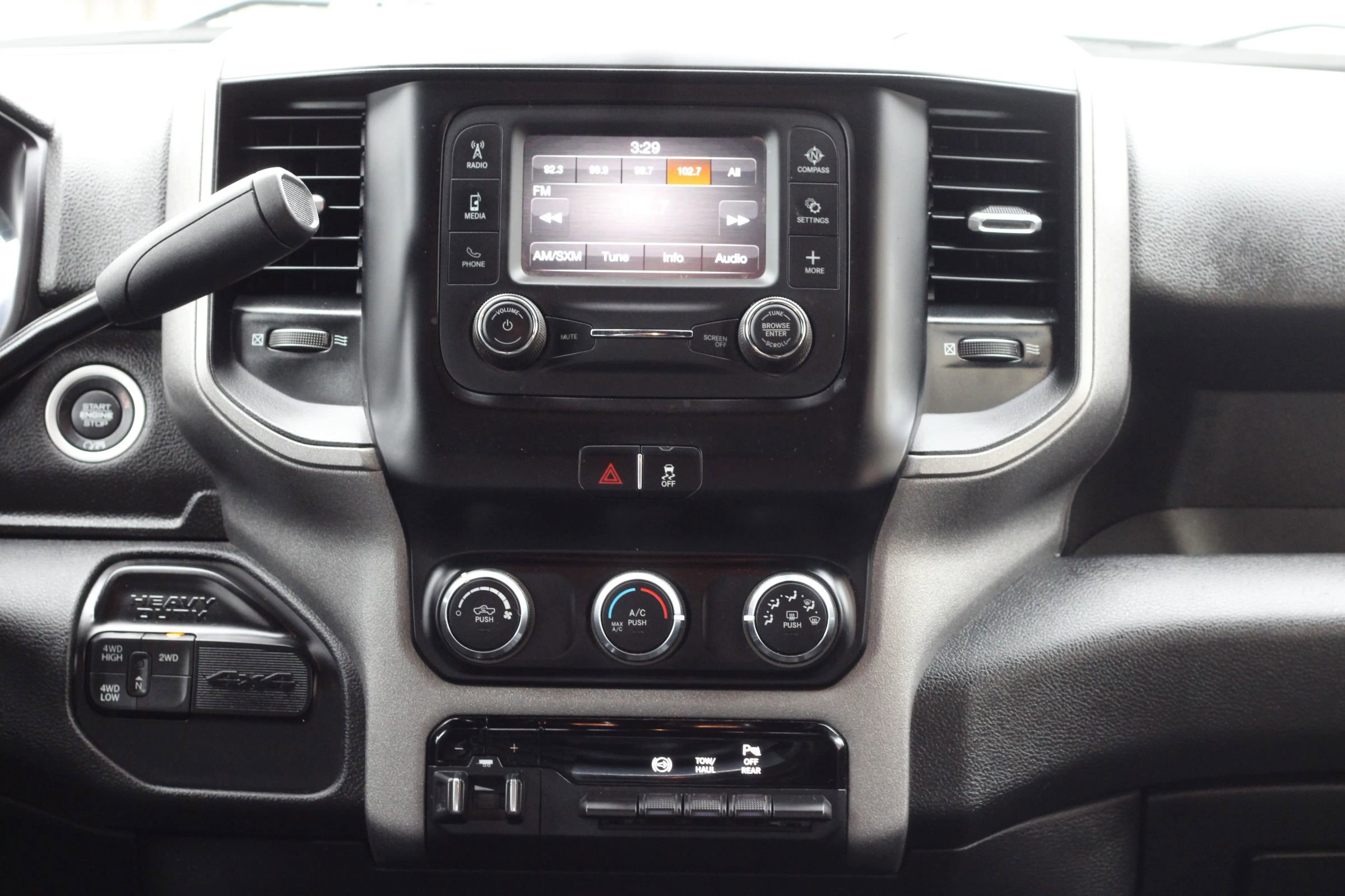 Used 2024 RAM 3500 Tradesman w/ Chrome Appearance Group image 18