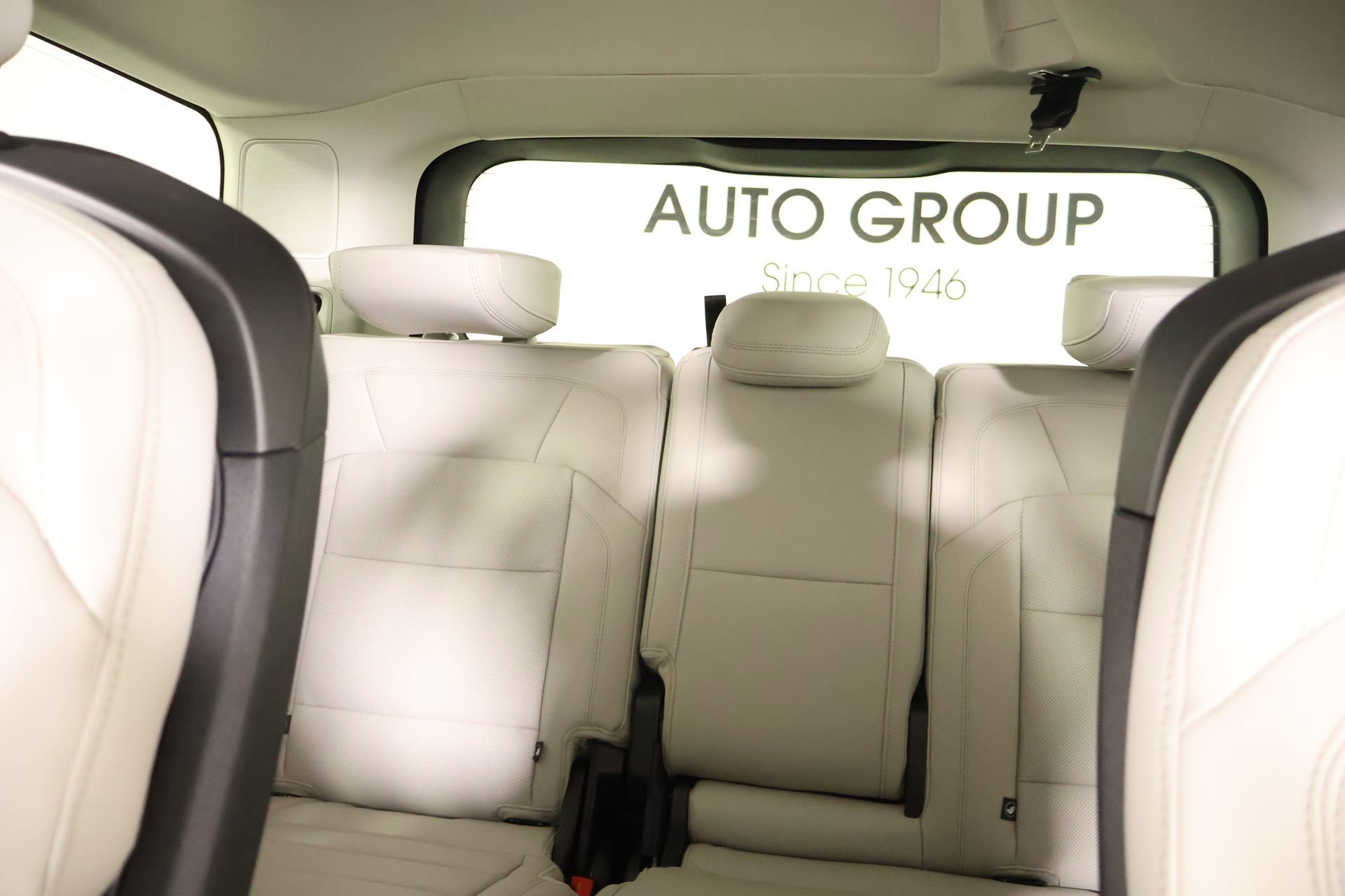 New 2026 Lincoln Navigator Reserve w/ Jet Appearance Package image 14