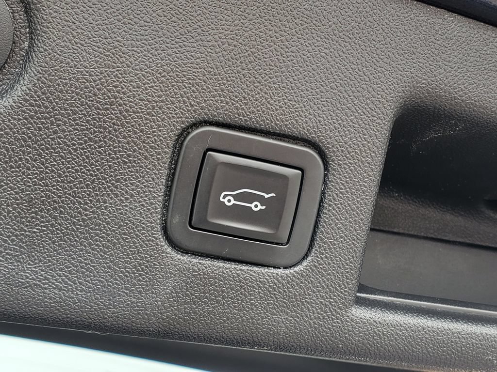 Used 2019 Chevrolet Equinox LT AWD/4WD image 28