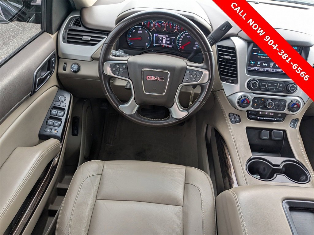 Used 2020 GMC Yukon XL SLT w/ HD Trailering Package image 18