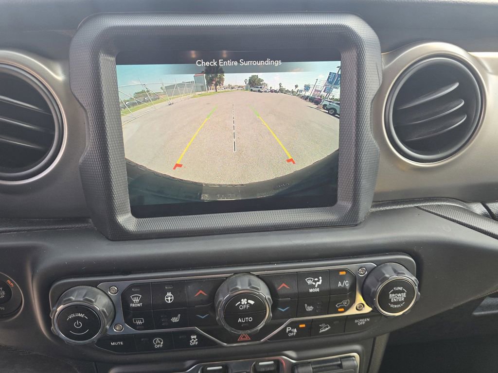 Used 2021 Jeep Wrangler Unlimited Sport AWD/4WD image 22