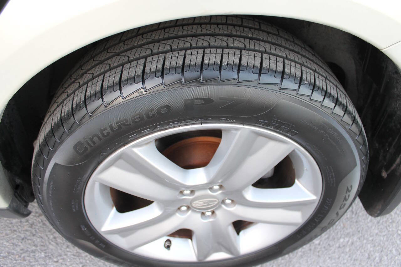 Used 2007 Subaru Outback 2.5i L.L. Bean image 16