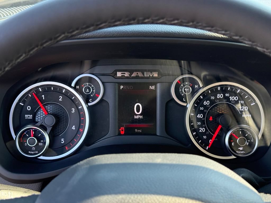 New 2027 RAM 2500 Big Horn AWD/4WD image 18