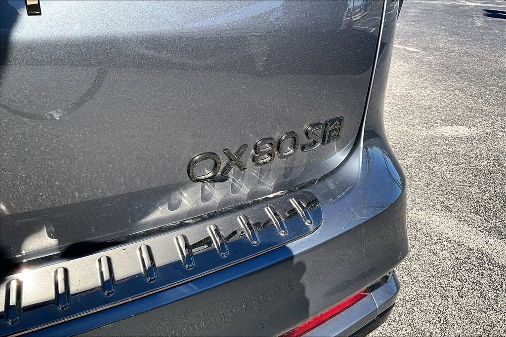 Used 2026 INFINITI QX80 4WD w/ Sport Exterior Package image 30