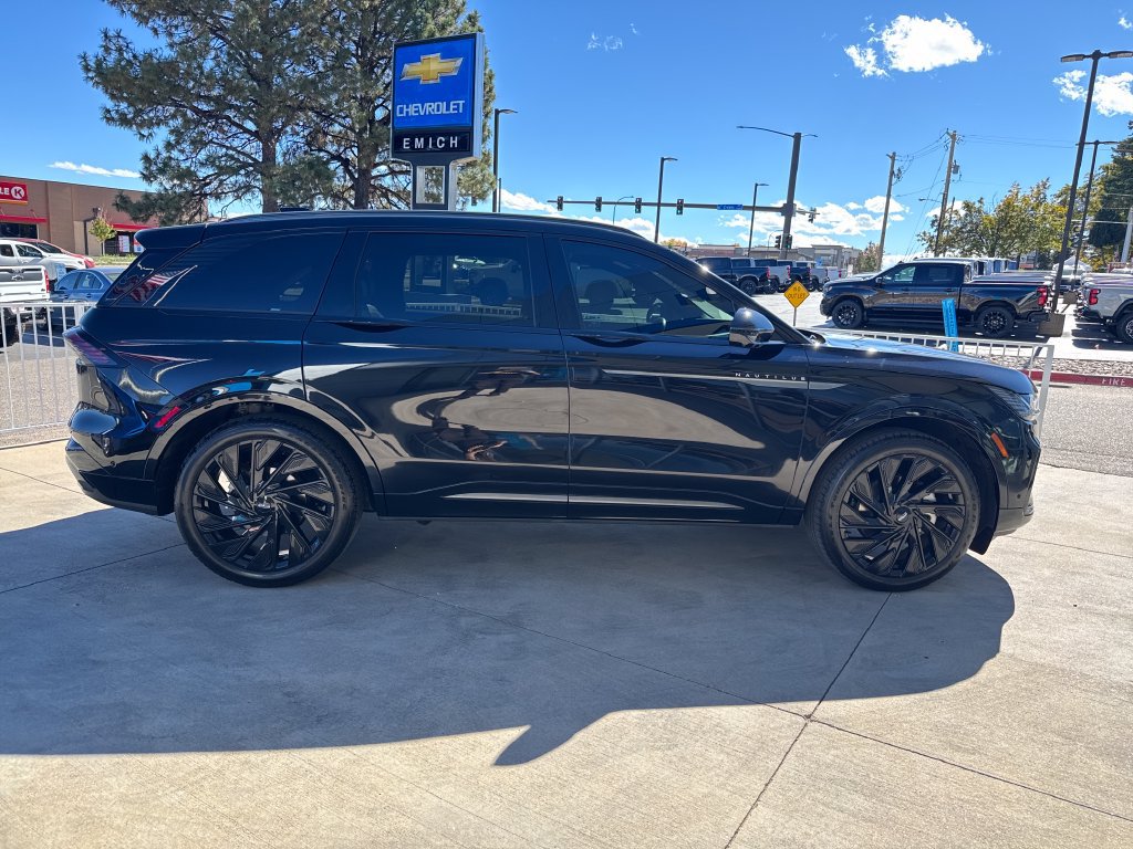 Used 2024 Lincoln Nautilus Reserve w/ Jet Appearance Package (87T) AWD/4WD image 6
