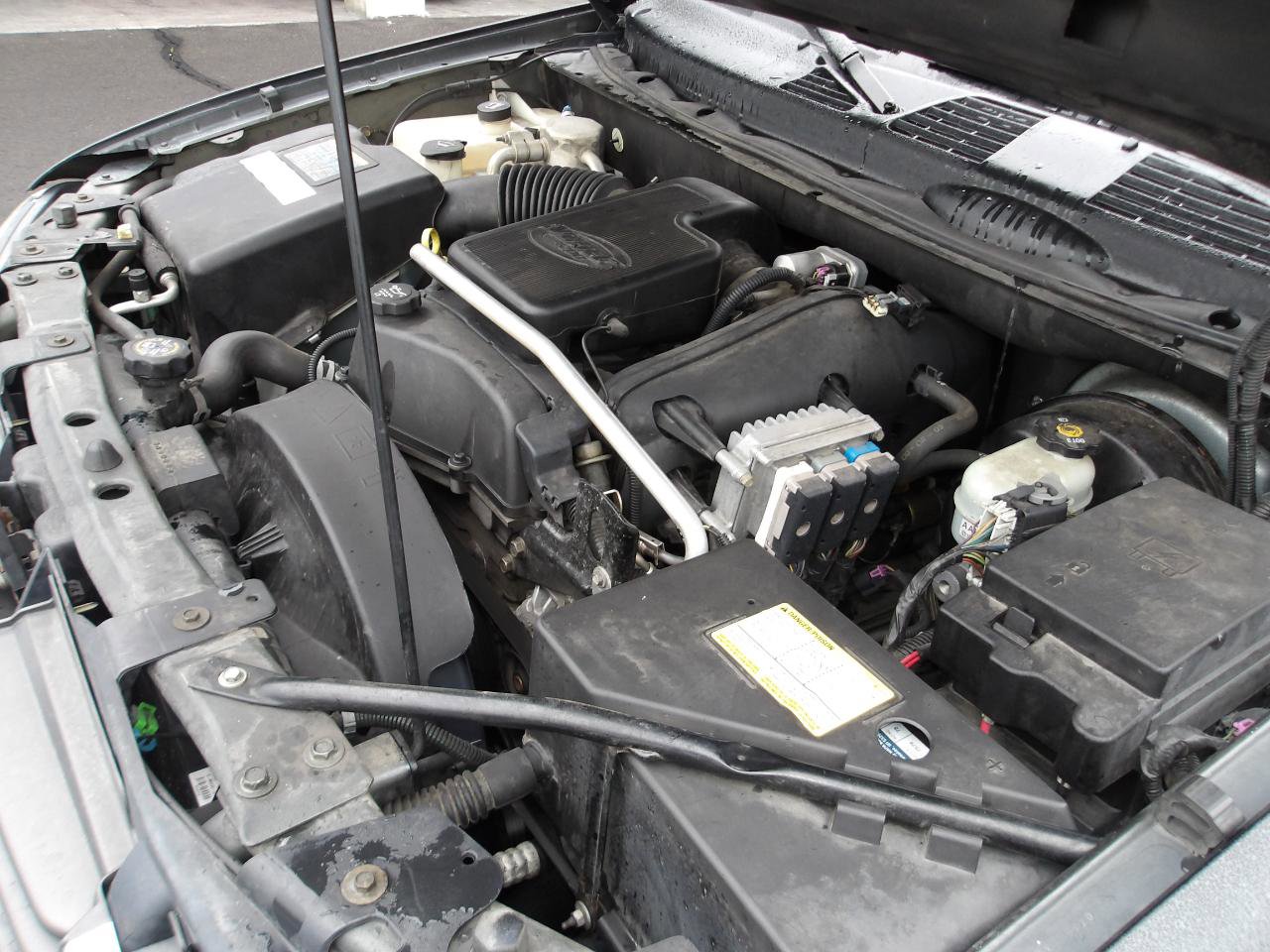 Used 2004 GMC Envoy SLT w/ Preferred Equipment Group image 22